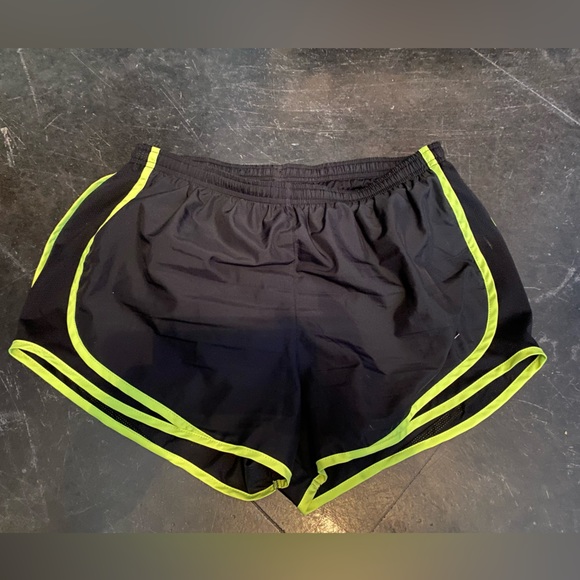 yellow black nike shorts